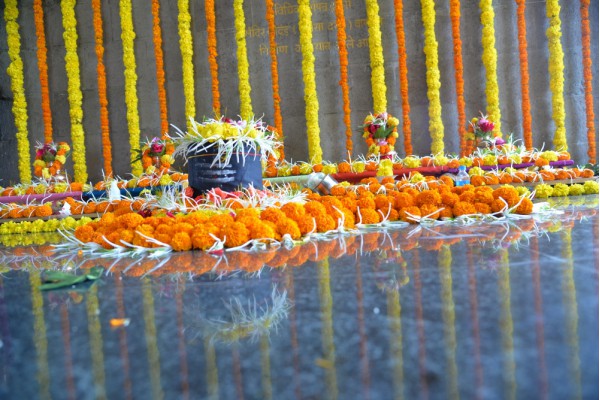 à¤ˆà¤¶à¤¾à¤¨à¥à¤¯à¥‡à¤¶à¥à¤µà¤° à¤®à¤‚à¤¦à¤¿à¤°à¤¾à¤¤ à¤†à¤¯à¥‹à¤œà¤¿à¤¤ à¤¤à¥€à¤¨ à¤¦à¤¿à¤µà¤¸à¥€à¤¯ à¤®à¤¹à¤¾à¤°à¥à¤¦à¥à¤° à¤ªà¥‚à¤œà¤¾ - Shree Eeshanyeshwar Temple - Photo Gallery