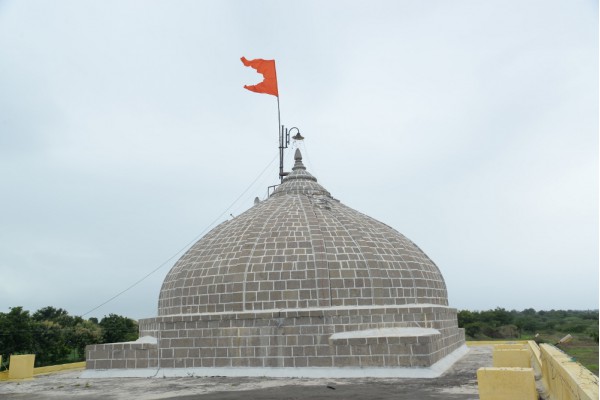 à¤ˆà¤¶à¤¾à¤¨à¥à¤¯à¥‡à¤¶à¥à¤µà¤° à¤®à¤‚à¤¦à¤¿à¤°à¤¾à¤¤ à¤†à¤¯à¥‹à¤œà¤¿à¤¤ à¤¤à¥€à¤¨ à¤¦à¤¿à¤µà¤¸à¥€à¤¯ à¤®à¤¹à¤¾à¤°à¥à¤¦à¥à¤° à¤ªà¥‚à¤œà¥‡ à¤ªà¥à¤°à¤¸à¤‚à¤—à¥€ à¤®à¤‚à¤¦à¤¿à¤°à¤¾à¤¤à¥€à¤² à¤µà¤¿à¤¹à¤‚à¤—à¤® à¤¦à¥ƒà¤¶à¥à¤¯ - Shree Eeshanyeshwar Temple - Photo Gallery