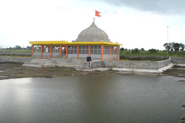 à¤®à¤‚à¤¦à¤¿à¤°à¤¾à¤šà¥‡ à¤«à¥‹à¤Ÿà¥‹ - Shree Eeshanyeshwar Temple - Photo Gallery