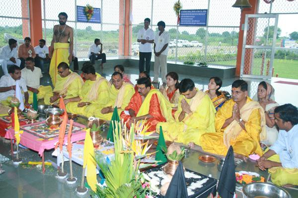 à¤®à¤‚à¤¦à¤¿à¤°à¤¾à¤šà¥‡ à¤«à¥‹à¤Ÿà¥‹ - Shree Eeshanyeshwar Temple - Photo Gallery