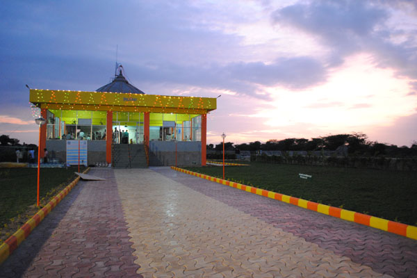 Shree Eeshanyeshwar Temple, Mirgaon, Sinnar